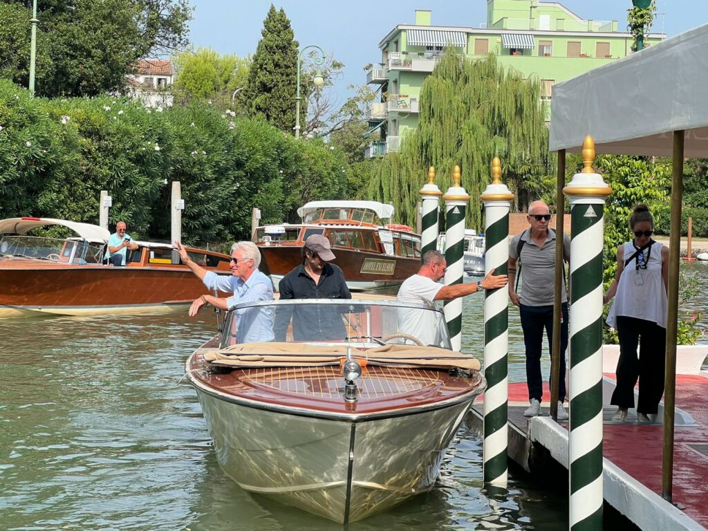 Palazzi Agency by Chabé - Water Taxi Venise