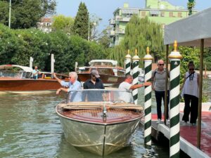 Palazzi Agency by Chabé - Water Taxi Venise